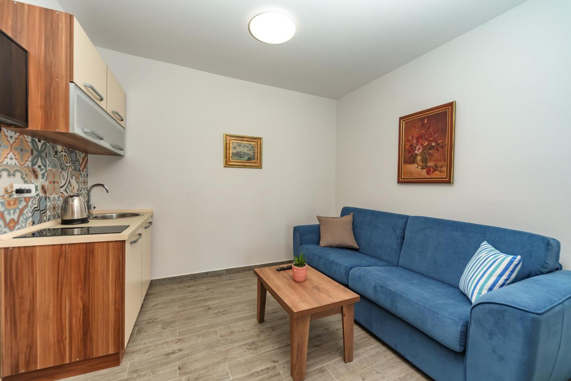 Mika'S Seaview Apartments Bar Chambre photo